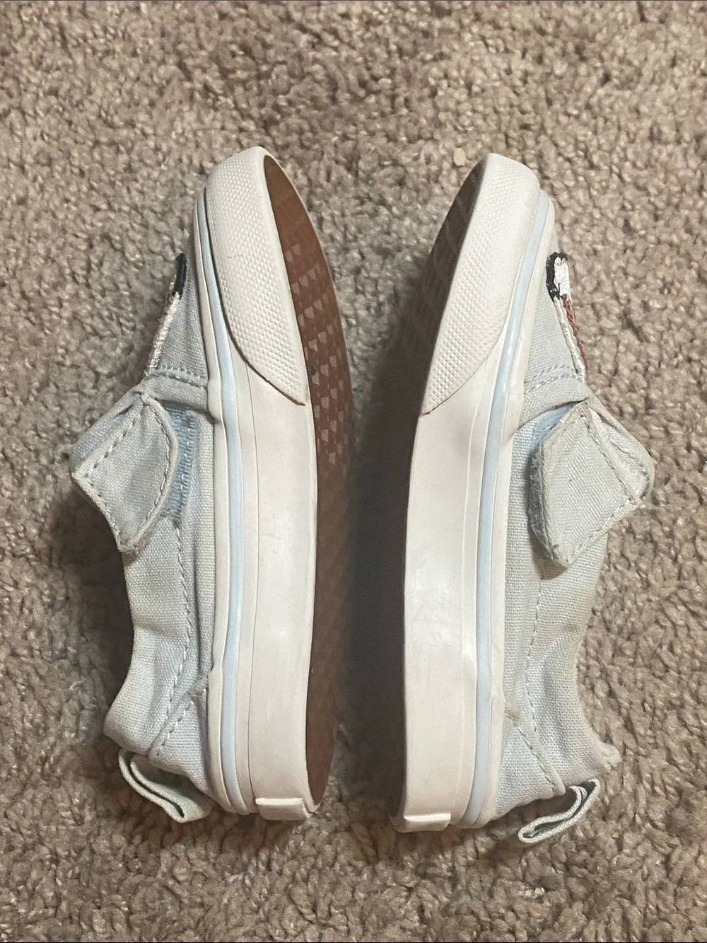 Vans Oldskool Kids White Slip-On Sneakers with Sequined Rainbow size 6 US